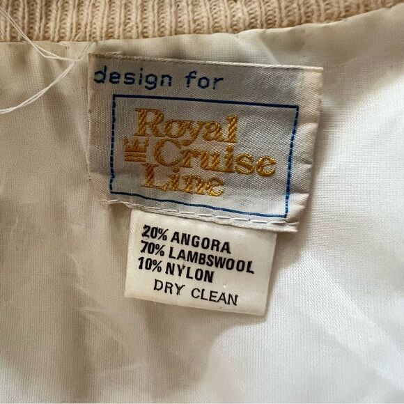 Vintage Beaded/sequins Cardigan Sweater size Medium - Picture 10 of 10